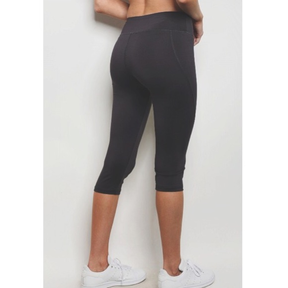 Charcoal Gray Cropped Capri Athletic Legging Pant - Picture 3 of 5
